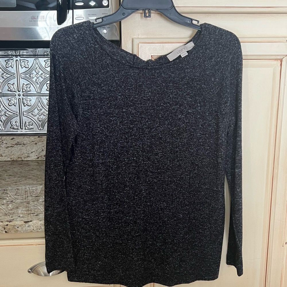 Loft top/light weight sweater. XXSP.